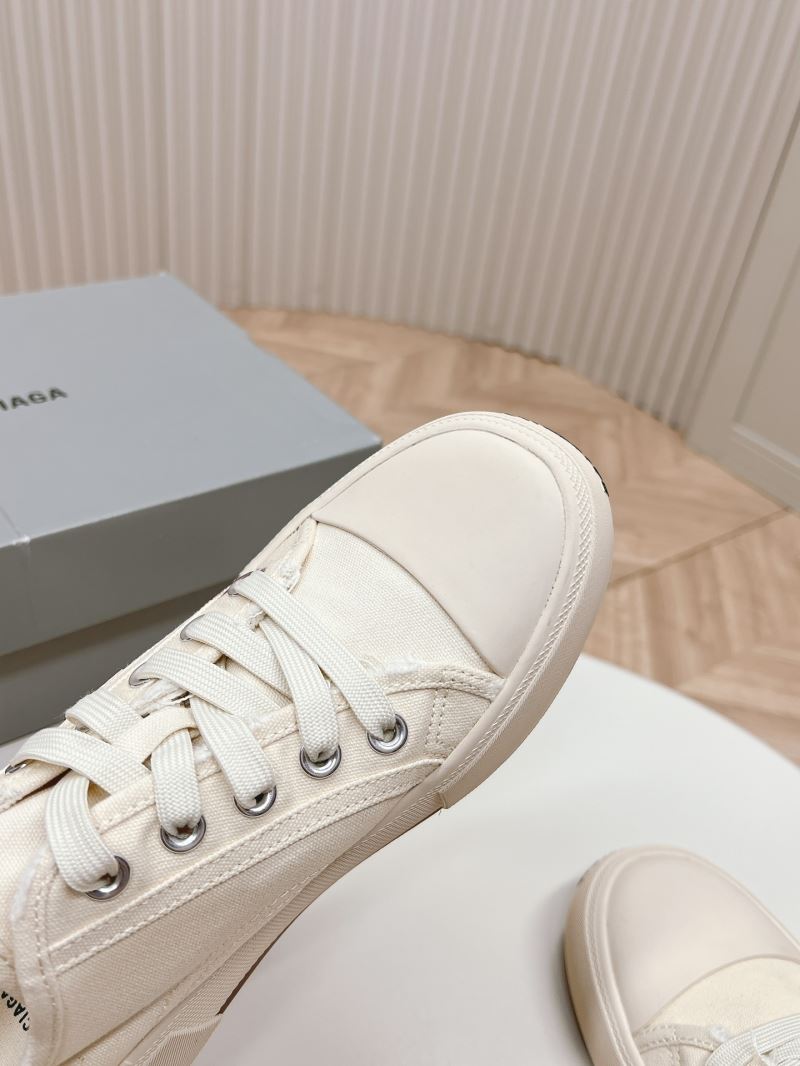 Balenciaga Low Shoes